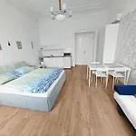 Katarina Apartment *